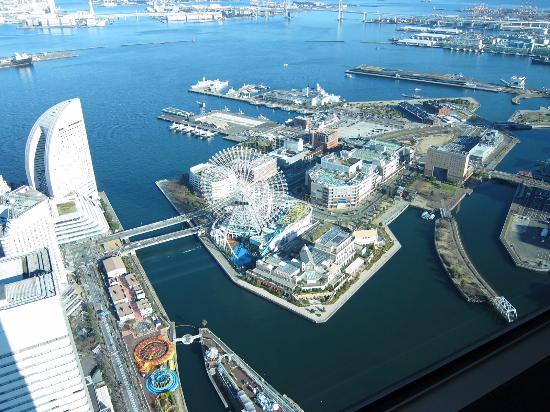 横浜ランドマークタワー